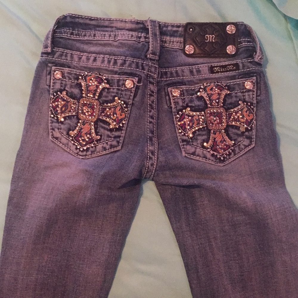 Buckle jeans